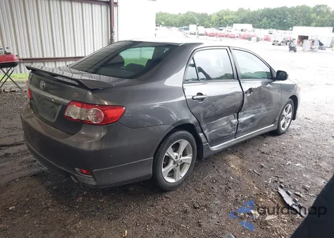 2013 Toyota Corolla S z USA, uszkodzony, nr VIN 5YFBU4EEXDP189986